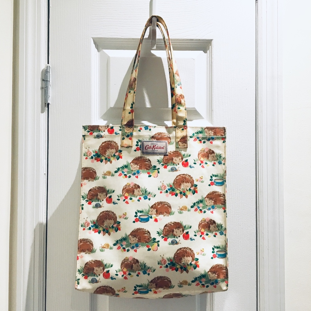 Tote bag